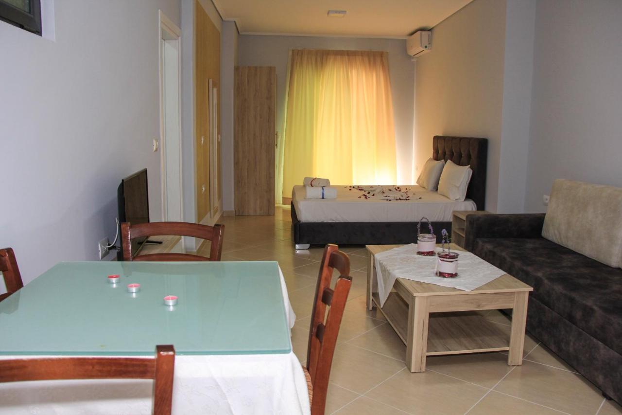 Maxi'S Apartments Sarandë Eksteriør bilde