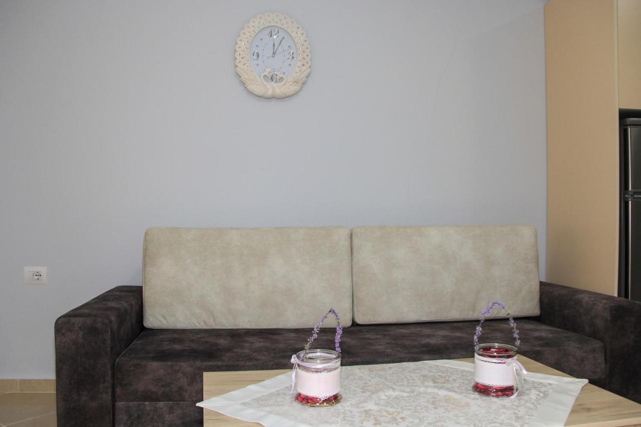 Maxi'S Apartments Sarandë Eksteriør bilde
