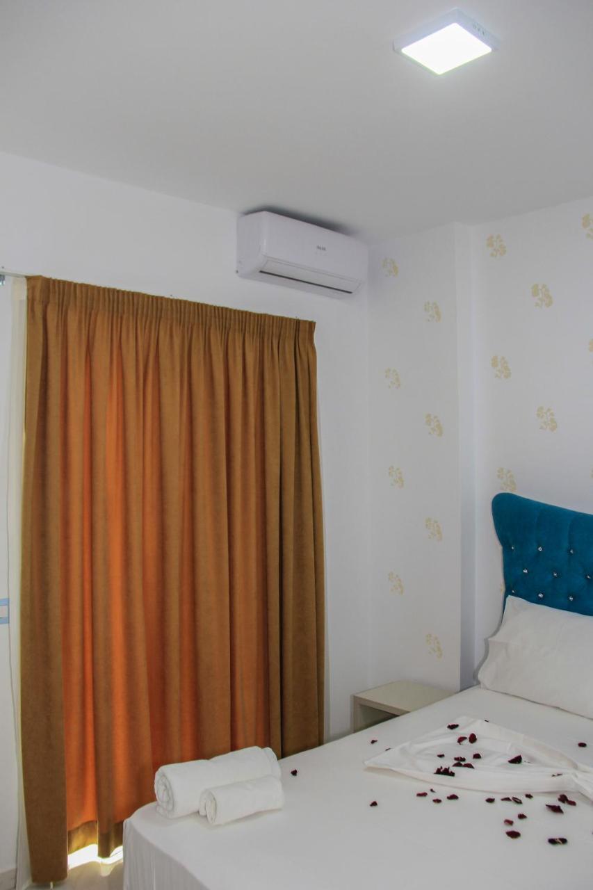 Maxi'S Apartments Sarandë Eksteriør bilde