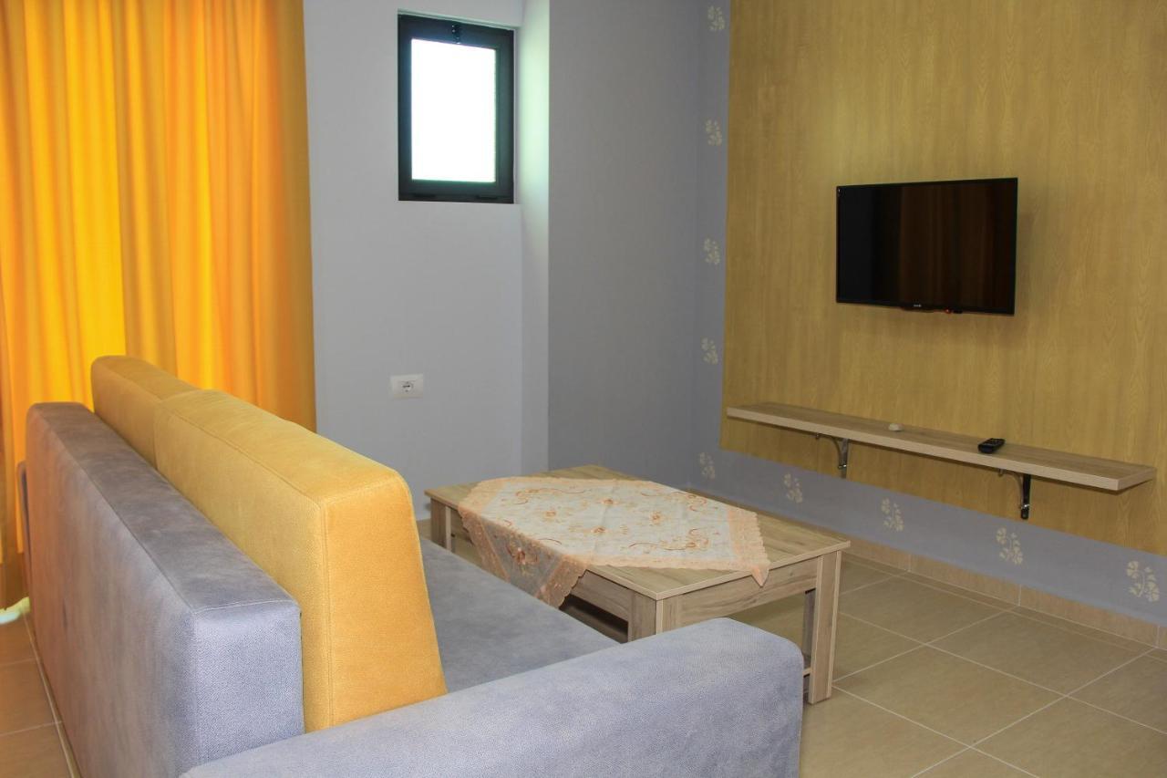 Maxi'S Apartments Sarandë Eksteriør bilde