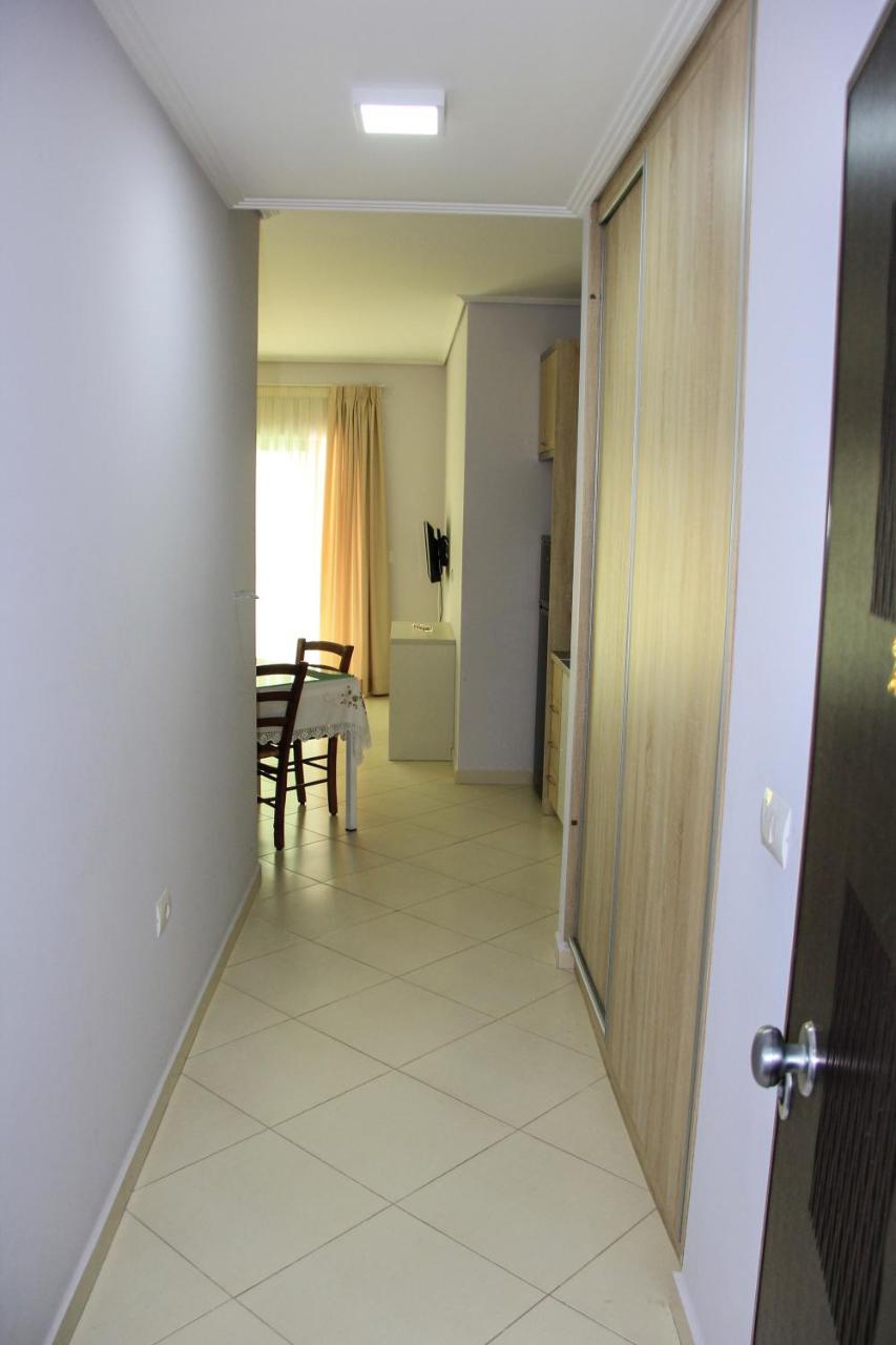 Maxi'S Apartments Sarandë Eksteriør bilde
