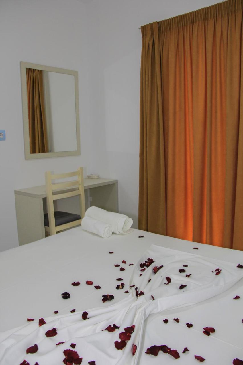 Maxi'S Apartments Sarandë Eksteriør bilde